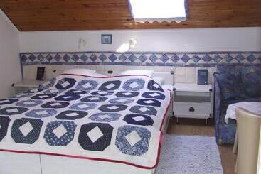 פנסיון Czanek Apartman