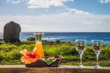 Bed and Breakfast Ngahu Bungalows Alojamiento Frente Al Mar En El Centro De Rapa Nui