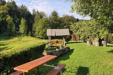 پانسیون Koča Goška Ravan