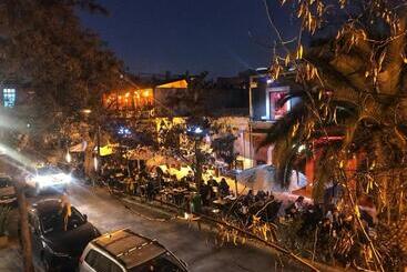 Wild Bellavista Hostel