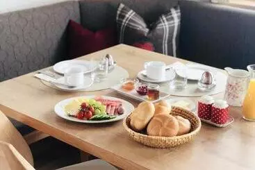 ベッドアンドブレックファースト Haus Kirchgasser