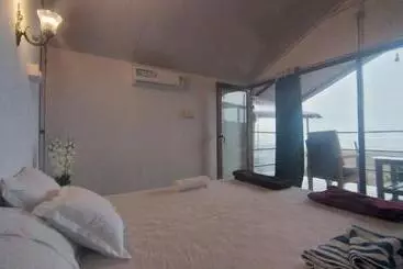 Pensión Arya Cottages
