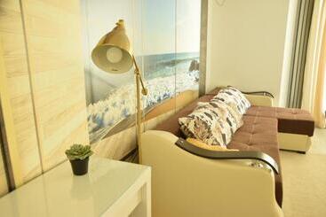 Apartament Willow By The Sea By Alz