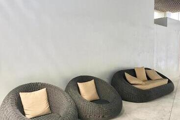 公寓式酒店  Condo Staycation Near Mall Of Asia Pasay City