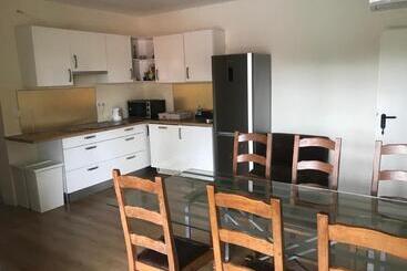 هتل Vv Way   Lisica Zvitorepka