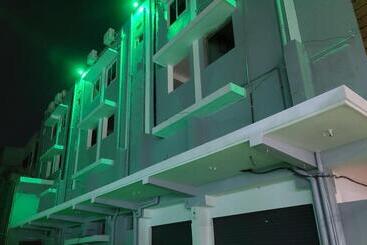 酒店 Deepak Retreat