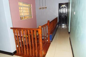 هتل The Gems Resort