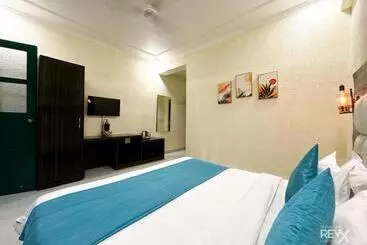 Hospedaria The Wraveler Tapovan Rooms And Dorms