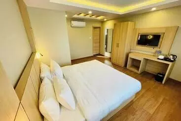 هتل Aerocity