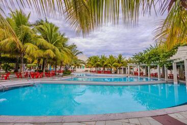 Hotel Lacqua Diroma Iii Bvtur