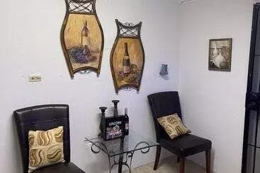 تختخواب و صبحانه Rosebud