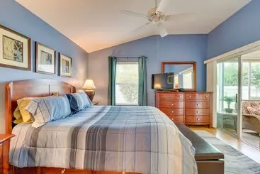 Mökkimajoitus Dog Friendly Home In The Villages W/ Private Patio