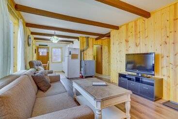 بيت ريفى Pet Friendly Cabin Retreat: Wisconsin River Access