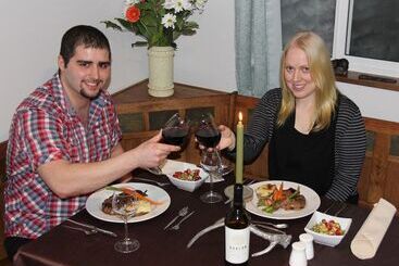 Kitimat Estuary Lodge B & B