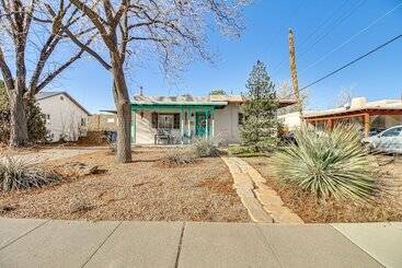 Dom wiejski Dog Friendly Albuquerque Home: 1 Mi To U Of Nm!