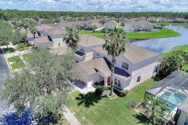 茅舍 Lakeside Spa, Ac In Games Room   Tropics! 822