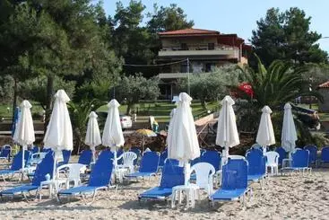 Bambola Apartments By Booking Kottas