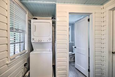 Historic Augusta Cottage W/ Mid Century Vibe!