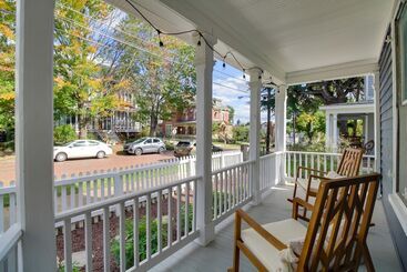 茅舍 Cozy Virginia Home In Lynchburg Historic District!