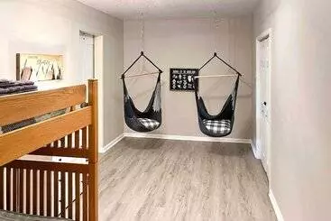 Mökkimajoitus Huge Blairsville Cabin: Game Room + Mtn View!