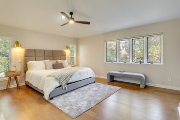 بيت ريفى Mid Century Modern Luxe Retreat W/ Hot Tub & Decks