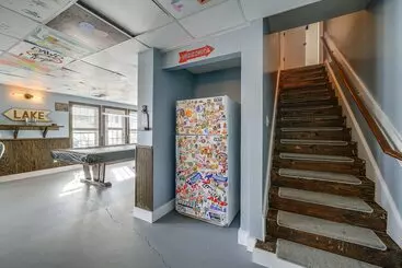 Mökkimajoitus Lake Sinclair Retreat W/ Big Water Views & Dock!