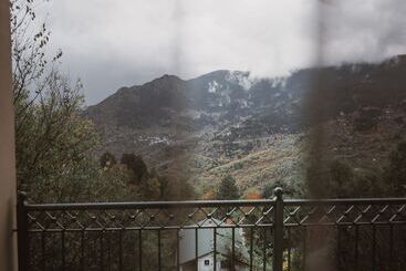 펜션 Elati Leisure  Suites & Apartments