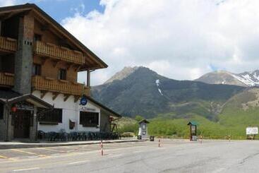 B&b Passo Del Cerreto