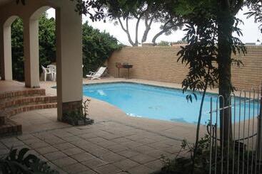 Pensió Three Arches Guesthouse