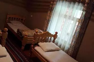 ペンション Nuratau Mountain Ulug Bek Homestay