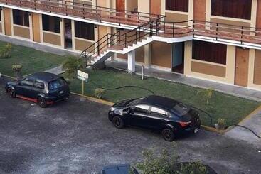 هتل Hospedaje Huamani & Mi Casa