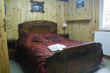 مبيت وإفطار Chambre Quadruple Du Grand Sapin