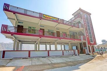 Oyo Paramount Hotel And Restaurant