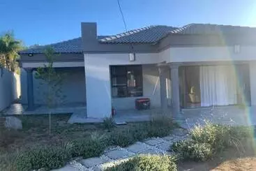 Bed & Breakfast Raddison Grey