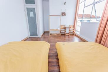 هتل Csltdl địa Du