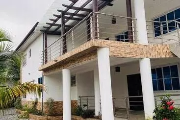 Majatalo Private Room In Ashongman   Accra #t001