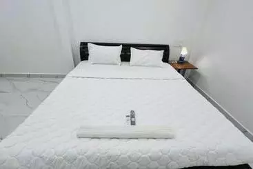 בית מלון כפרי Villa De Jeff