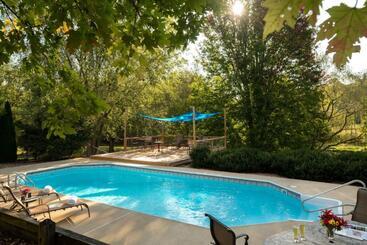 住宿加早餐  Steeles Tavern Manor