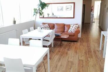 پانسیون Lyngas Guesthouse