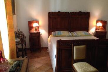 مبيت وإفطار Cascina Folletto