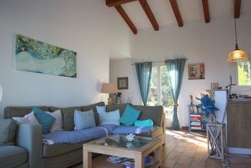 Turistihuoneistot La Villa Acacia