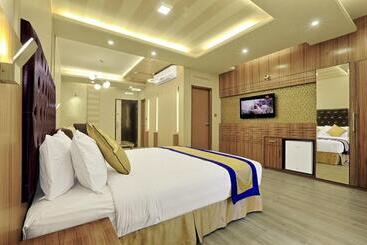 Asia Hotel & Resorts