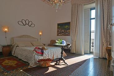 B&b Di Charme Camelie Palazzo Nicotra