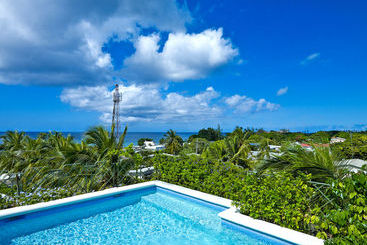 アパートメント Beacon Hill 303