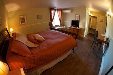 Хостел L'estampilles