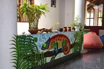 Hostel First Colombo Airport