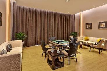 Отель Holiday Inn Chengdu Qinhuang, An Ihg