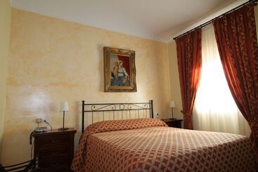 בית מלון כפרי La Vecchia Fattoria