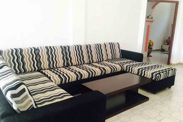 Hotell Roshan Guest House