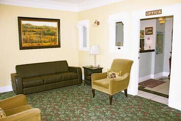 호텔 Santa Paula Inn